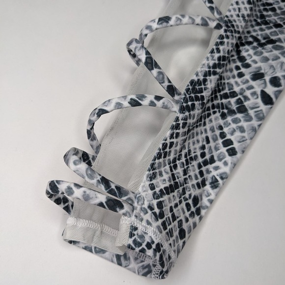 GOOD AMERICAN Women's Python Print Mesh Leggings White/Grey size 0/XS - Picture 7 of 12